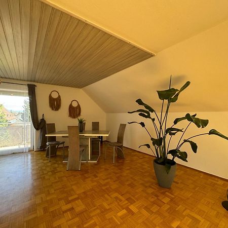 Fewo Boho 110 Qm Mit Bergblick 3 Min Bahnhof Apartment Laufen Exterior photo